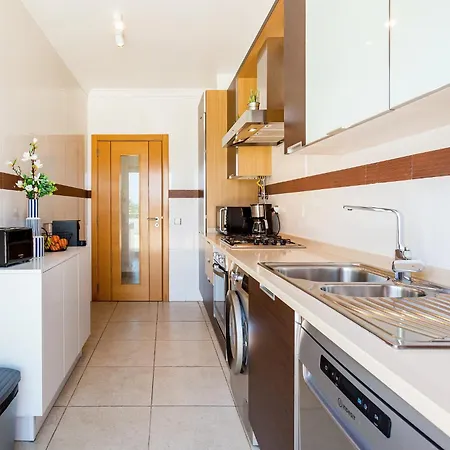 On The Stunning Olhos De Agua 아파트 *