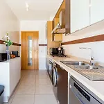 On The Stunning Olhos De água Apartment *