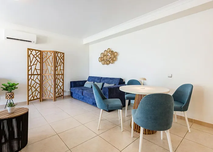 アパート On The Stunning Olhos De Agua アルブフェイラ